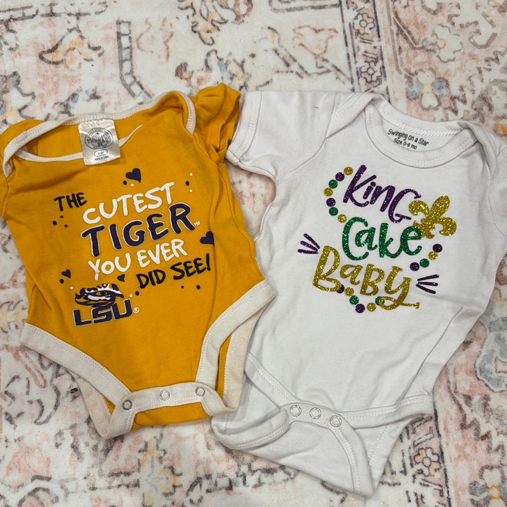 Louisiana Baby Onesie Set